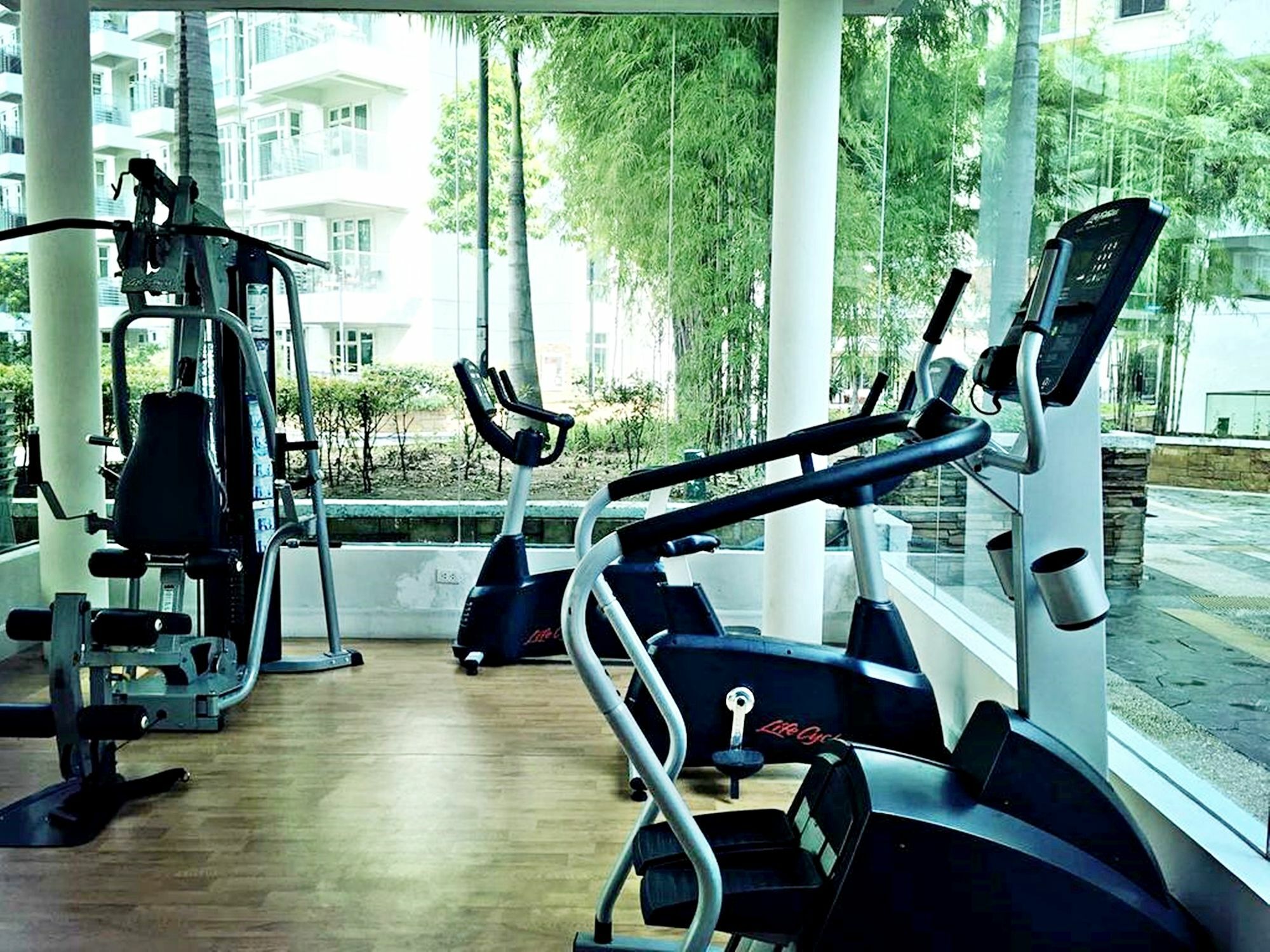 Maxstays - Max Style @ The Parkside Villas Pasay Kültér fotó